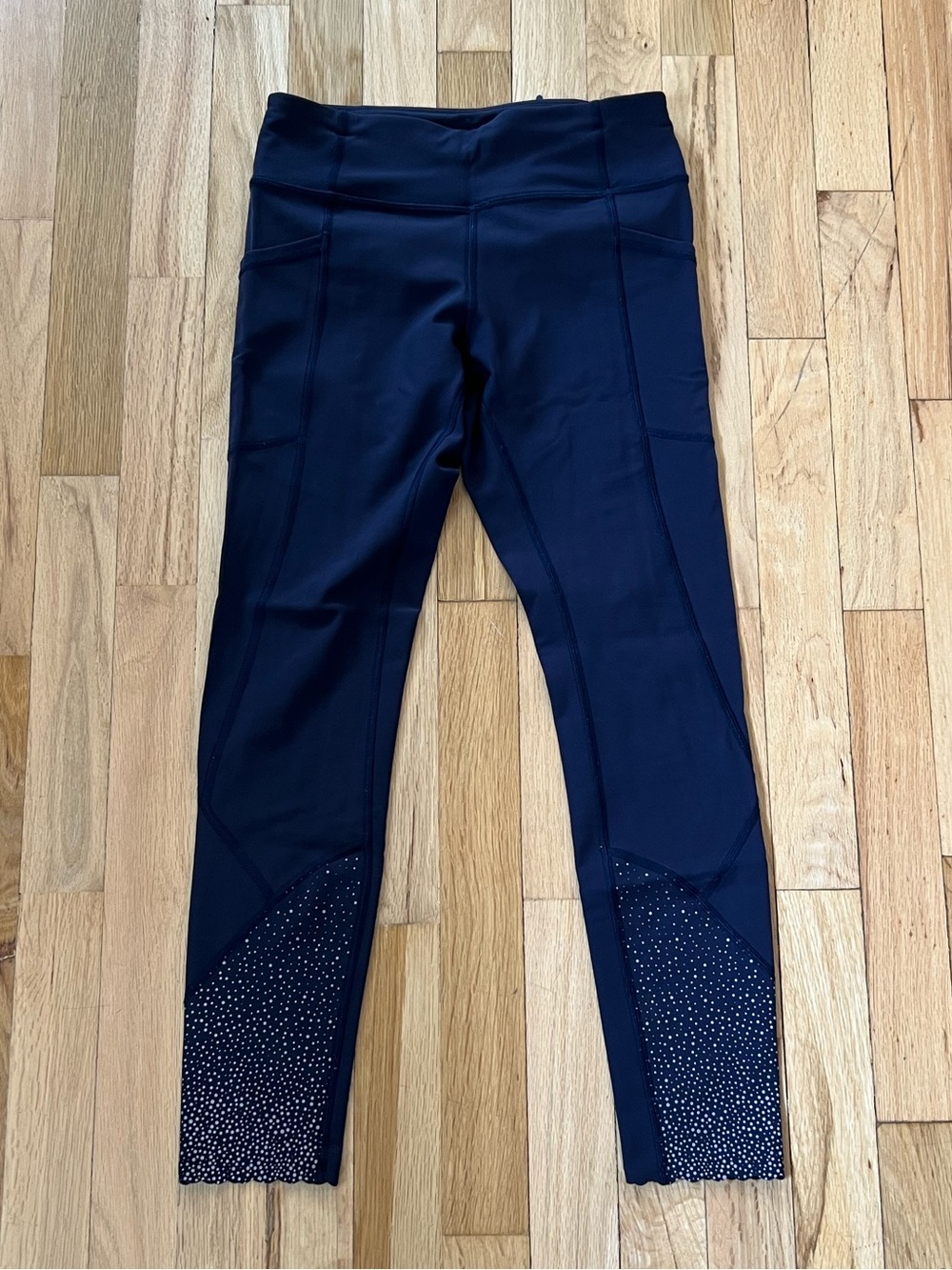 lululemon athletica Navy blue crop Leggings with reflective Hem